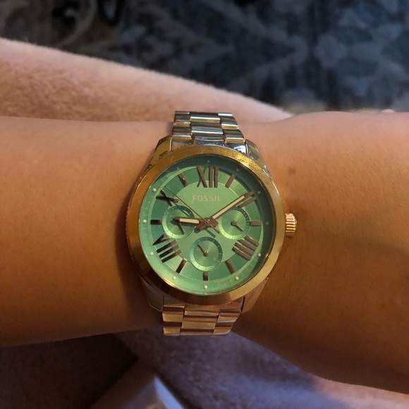 Fossil Watch - Picture 3 of 4